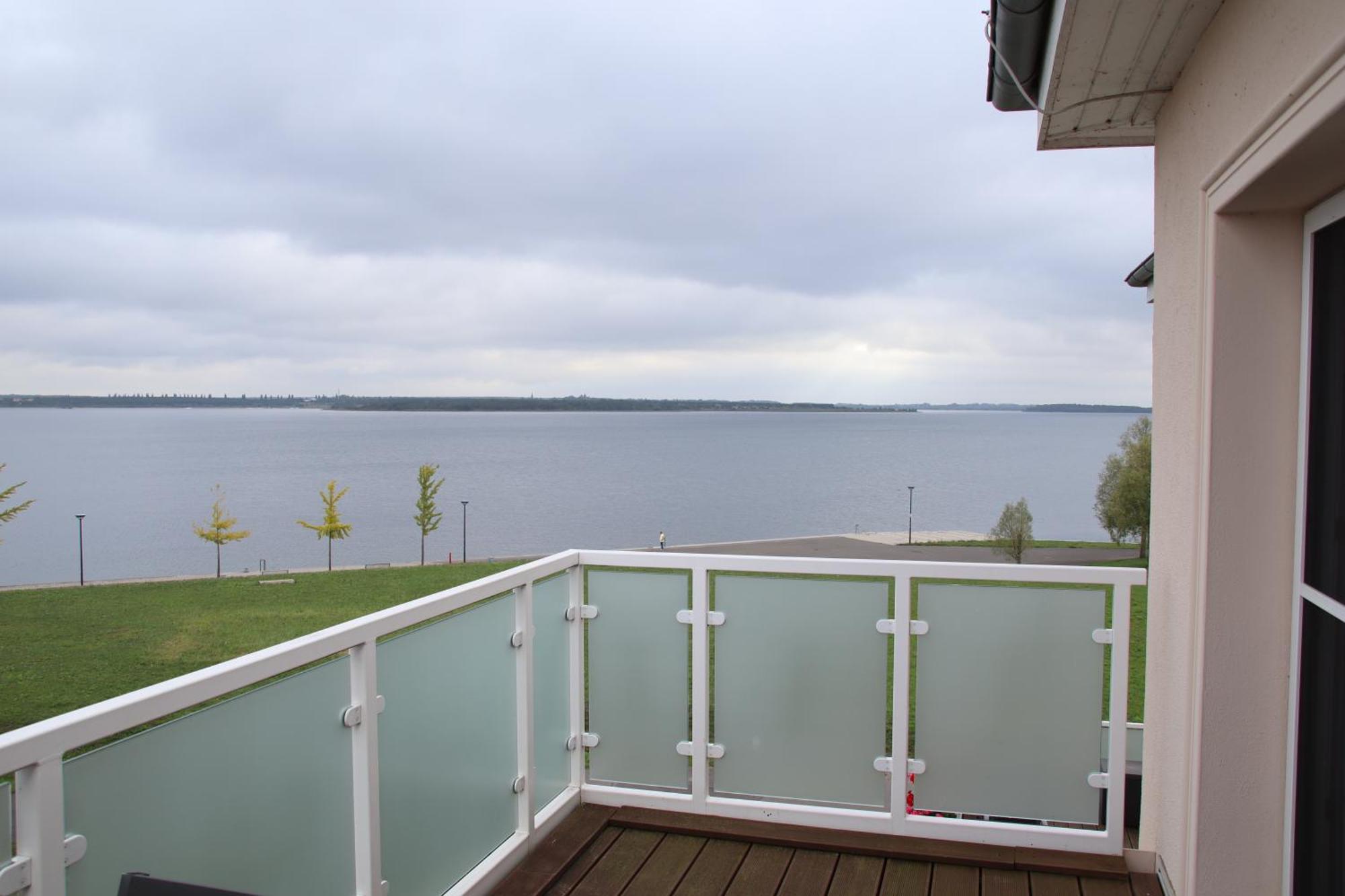 Ferienwohnung Im Palais Am See Am Goitzschesee Bitterfeld-Wolfen Ngoại thất bức ảnh