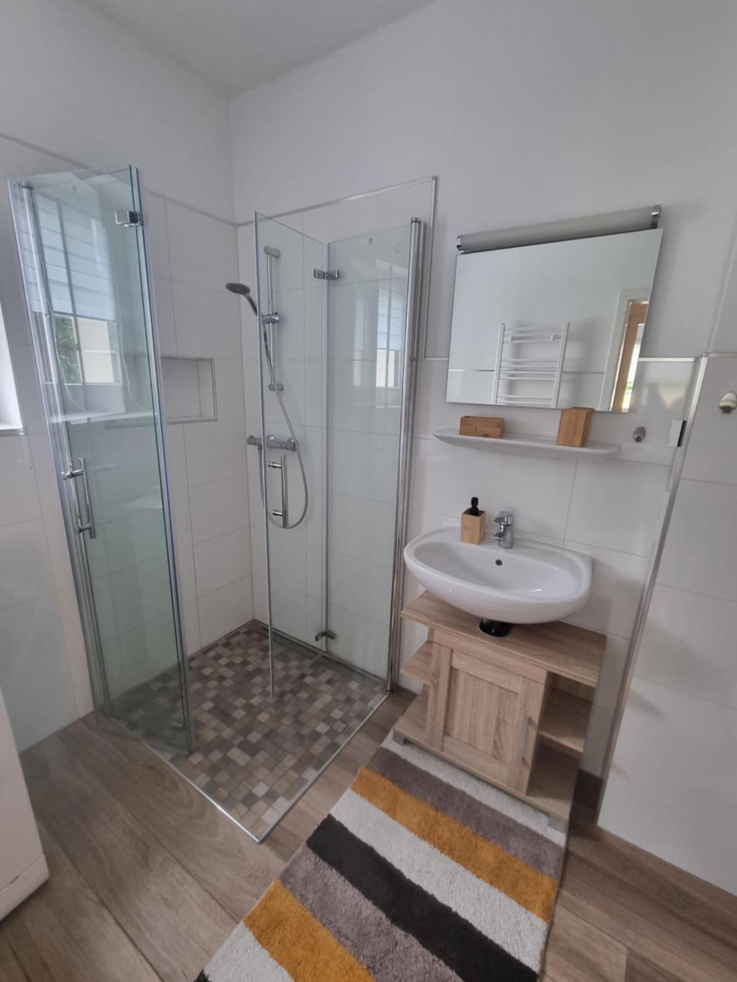 Ferienwohnung Im Palais Am See Am Goitzschesee Bitterfeld-Wolfen Phòng bức ảnh